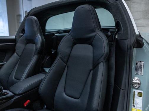 2026 Porsche 911 Targa 4S