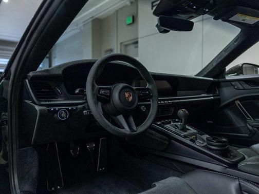 2025 Porsche 911 GT3