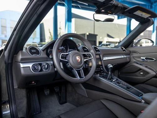 2025 Porsche 718 Boxster Base