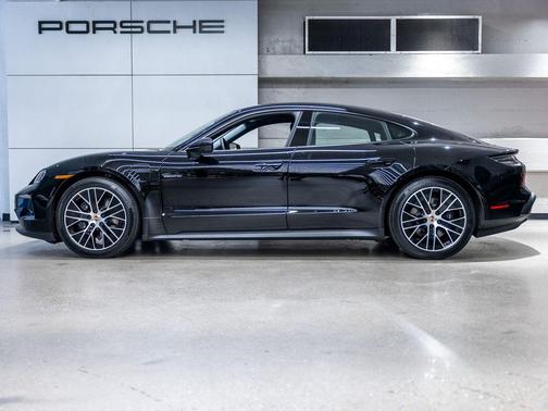 2026 Porsche Taycan 