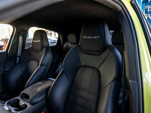 2024 Porsche Cayenne Turbo GT