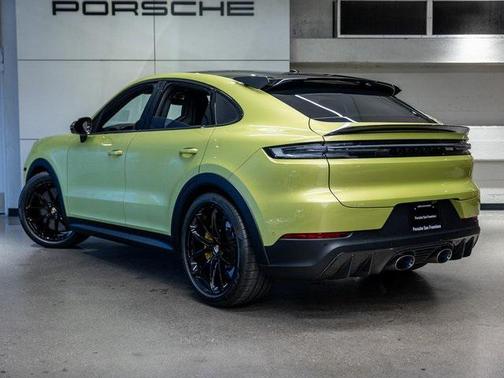 2024 Porsche Cayenne Turbo GT