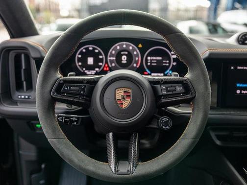 2025 Porsche Cayenne GTS