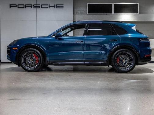 2026 Porsche Cayenne GTS