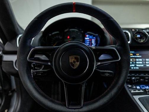 2016 Porsche Cayman GT4