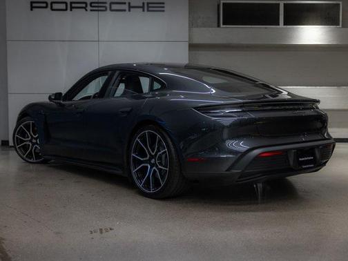 2025 Porsche Taycan 4