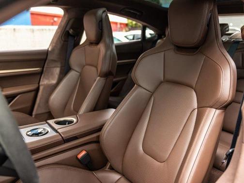 2026 Porsche Taycan GTS