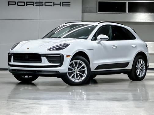 2024 Porsche Macan Base