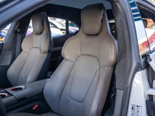 2024 Porsche Taycan Turbo S