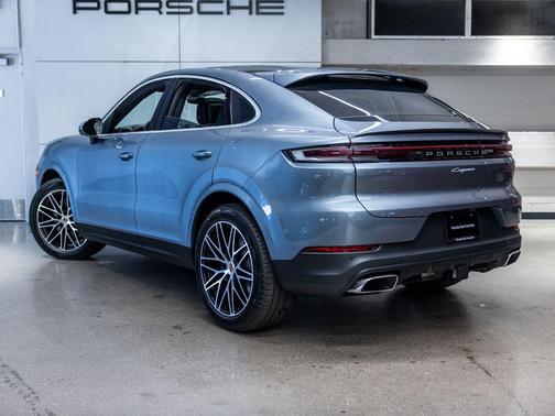 Gray Metallic 2026 Porsche Cayenne Cayenne