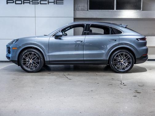 Gray Metallic 2026 Porsche Cayenne Cayenne