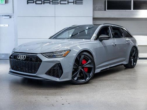 Nardo Gray 2023 Audi RS 6 Avant 4.0T
