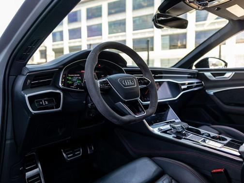 Nardo Gray 2023 Audi RS 6 Avant 4.0T