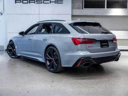 Nardo Gray 2023 Audi RS 6 Avant 4.0T