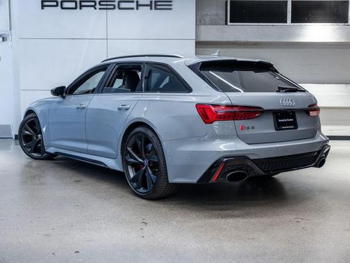 Nardo Gray 2023 Audi RS 6 Avant 4.0T