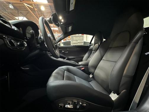 2025 Porsche 718 Cayman S