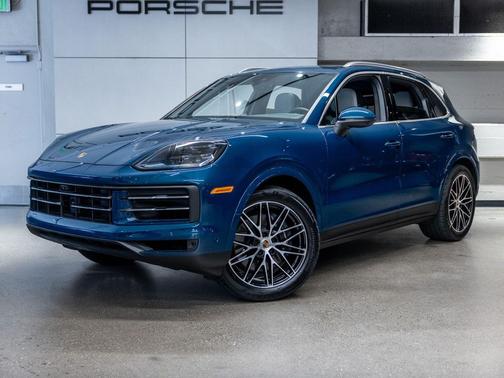 Montego Blue Metallic 2025 Porsche Cayenne Cayenne