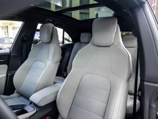 Green Metallic 2026 Porsche Macan Macan Electric