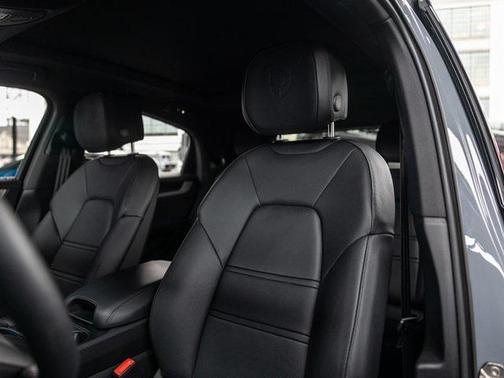 2025 Porsche Cayenne Cayenne