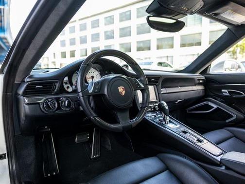 2014 Porsche 911 Turbo S