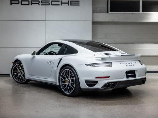 2014 Porsche 911 Turbo S