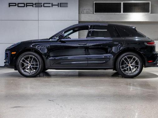 2025 Porsche Macan T