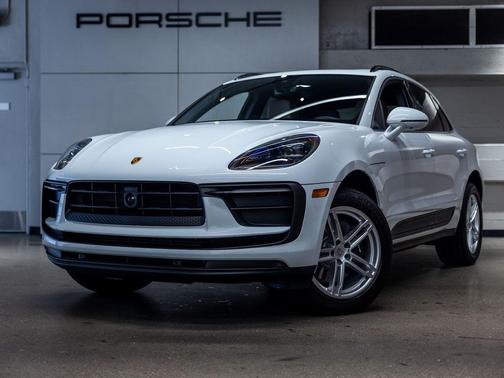 Carrara White Metallic 2026 Porsche Macan Macan