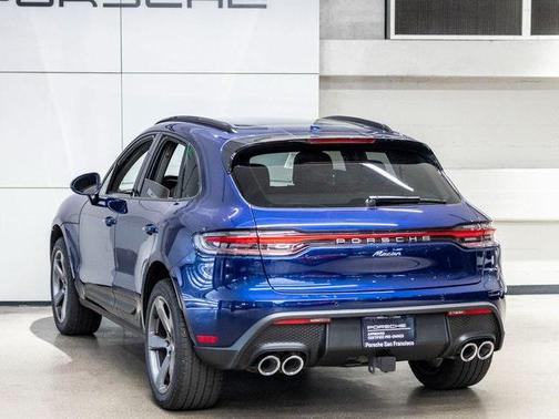 2022 Porsche Macan Base