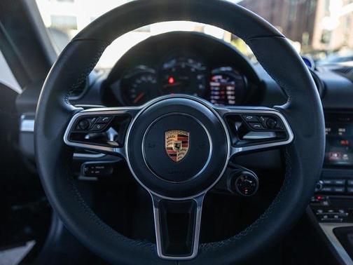 2025 Porsche 718 Cayman