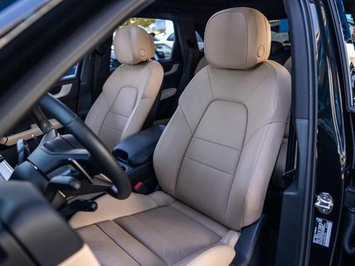 2025 Porsche Cayenne Cayenne