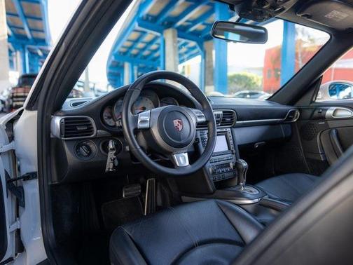 2005 Porsche 911 Carrera S