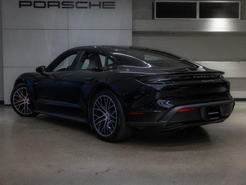 2025 Porsche Taycan 4S