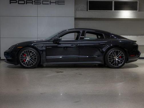 2025 Porsche Taycan 4S