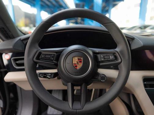 2025 Porsche Taycan 4S