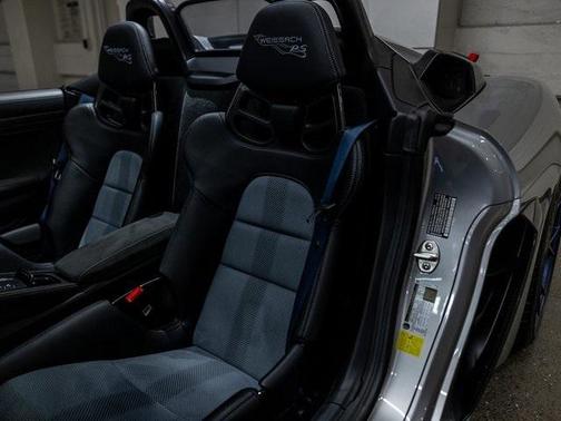 2025 Porsche 718 Spyder RS