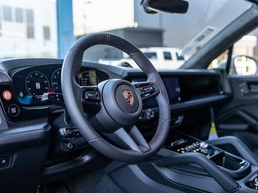 2026 Porsche Cayenne GTS