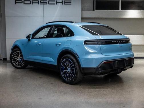 2025 Porsche Macan 