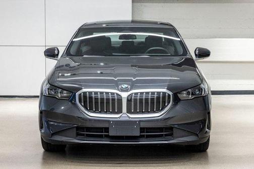 2024 BMW 530 i xDrive
