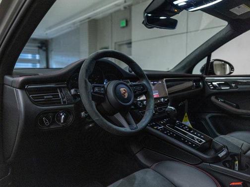 2026 Porsche Macan GTS