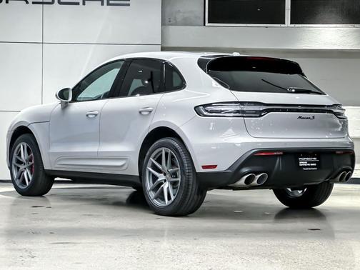 2022 Porsche Macan S