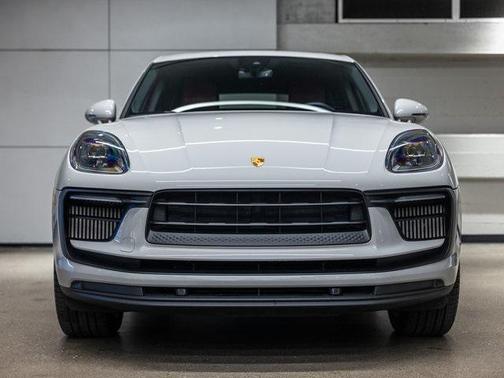 2022 Porsche Macan S