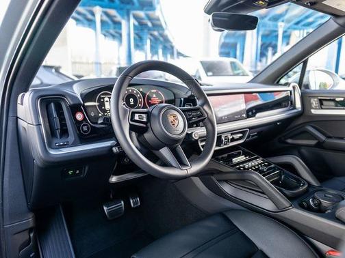 2026 Porsche Cayenne S