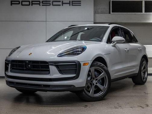 2026 Porsche Macan 