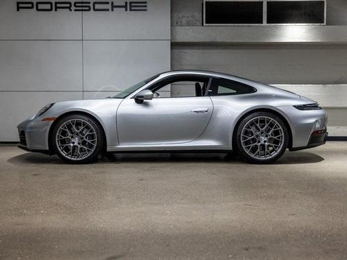 2025 Porsche 911 Carrera