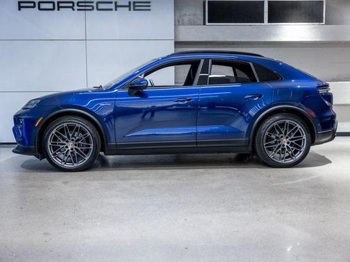 2025 Porsche Macan 