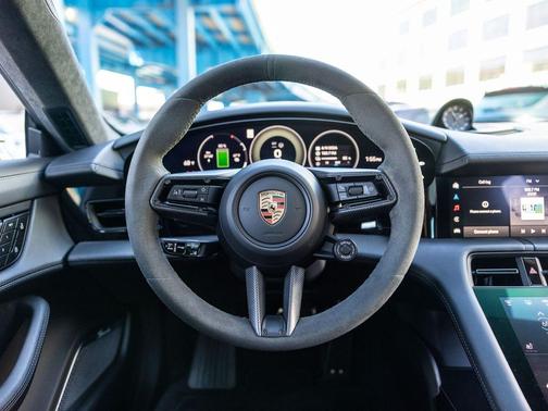 Shade Green Metallic 2025 Porsche Taycan Turbo GT