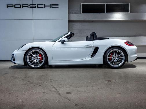 Carmine Red 2016 Porsche Boxster GTS