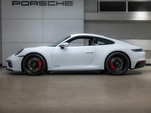 2024 Porsche 911 Carrera GTS