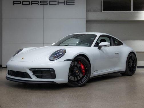 2024 Porsche 911 Carrera GTS