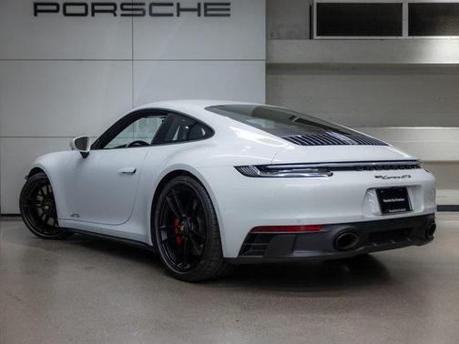 2024 Porsche 911 Carrera GTS